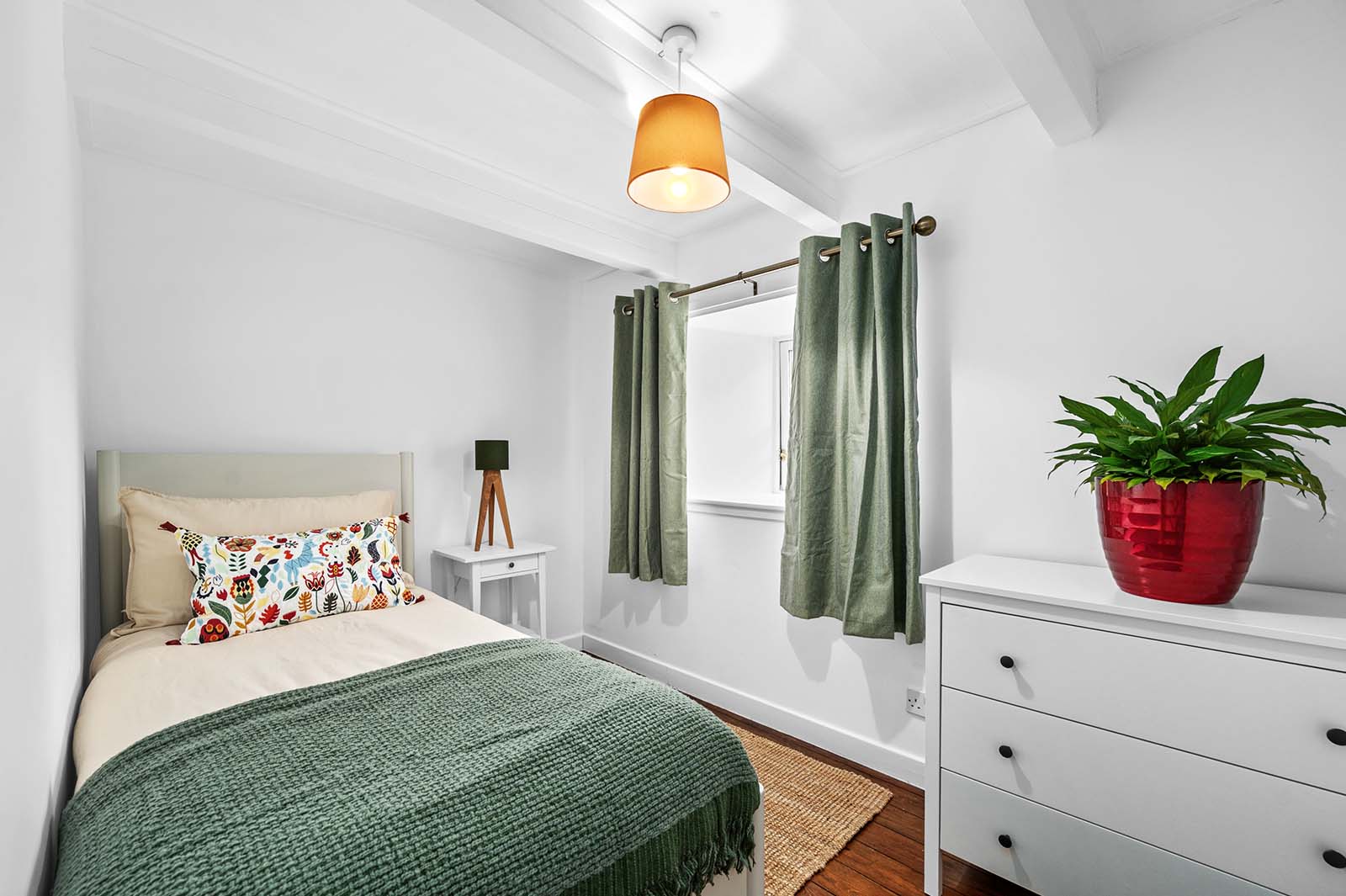 Cedar Cottage Loch Fyne Argyll 1600x1065_0017_kenmore-etive-photography-083